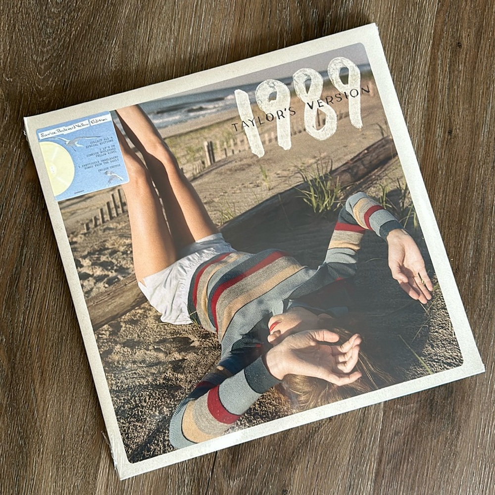 NEW SEALED Taylor Swift 1989 (Taylor’s Version) Sunrise Boulevard Yellow Vinyl